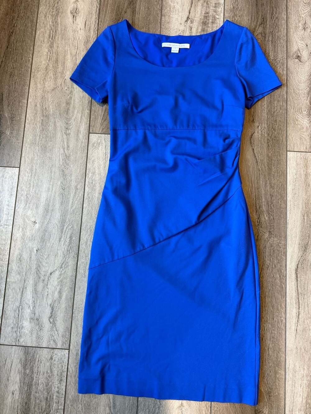 Diane Von Furstenberg Bevina Dress Size 8 Cobalt Blue Ruched Sheath